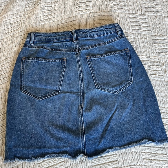 Denim skirt size small - Picture 3 of 3